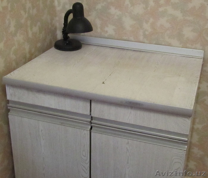 Продаётся кухонный стол - Изображение #1, Объявление #650719